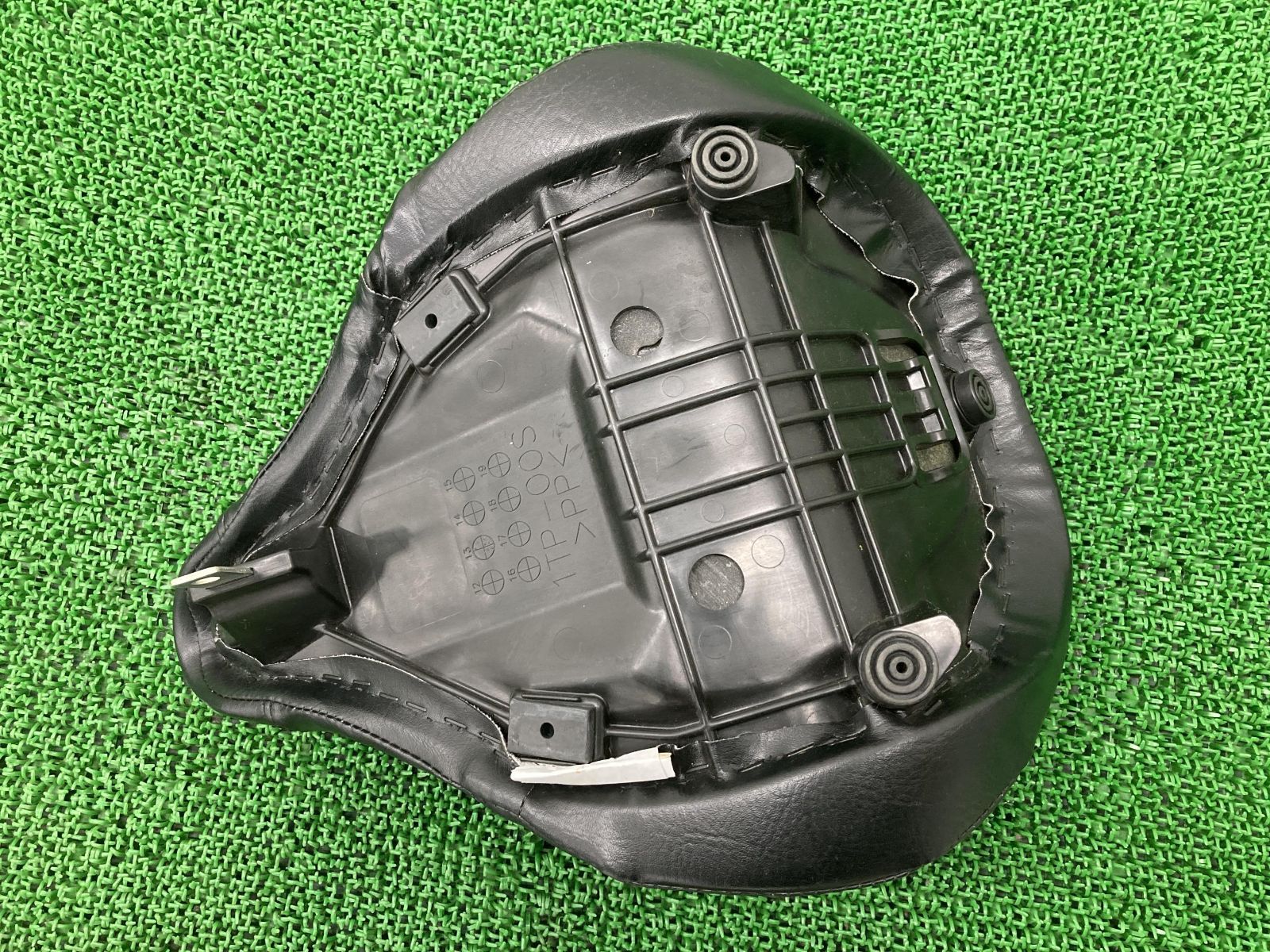 ボルト シート 1TP ヤマハ 純正 中古 バイク 部品 VN04J BOLT XV950R R