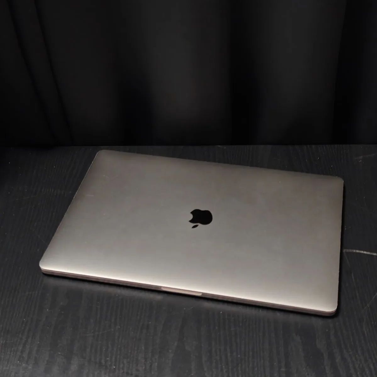 ジャンク】MacBook Pro 16インチ 2019 Core i9 32GB 512GB【起動