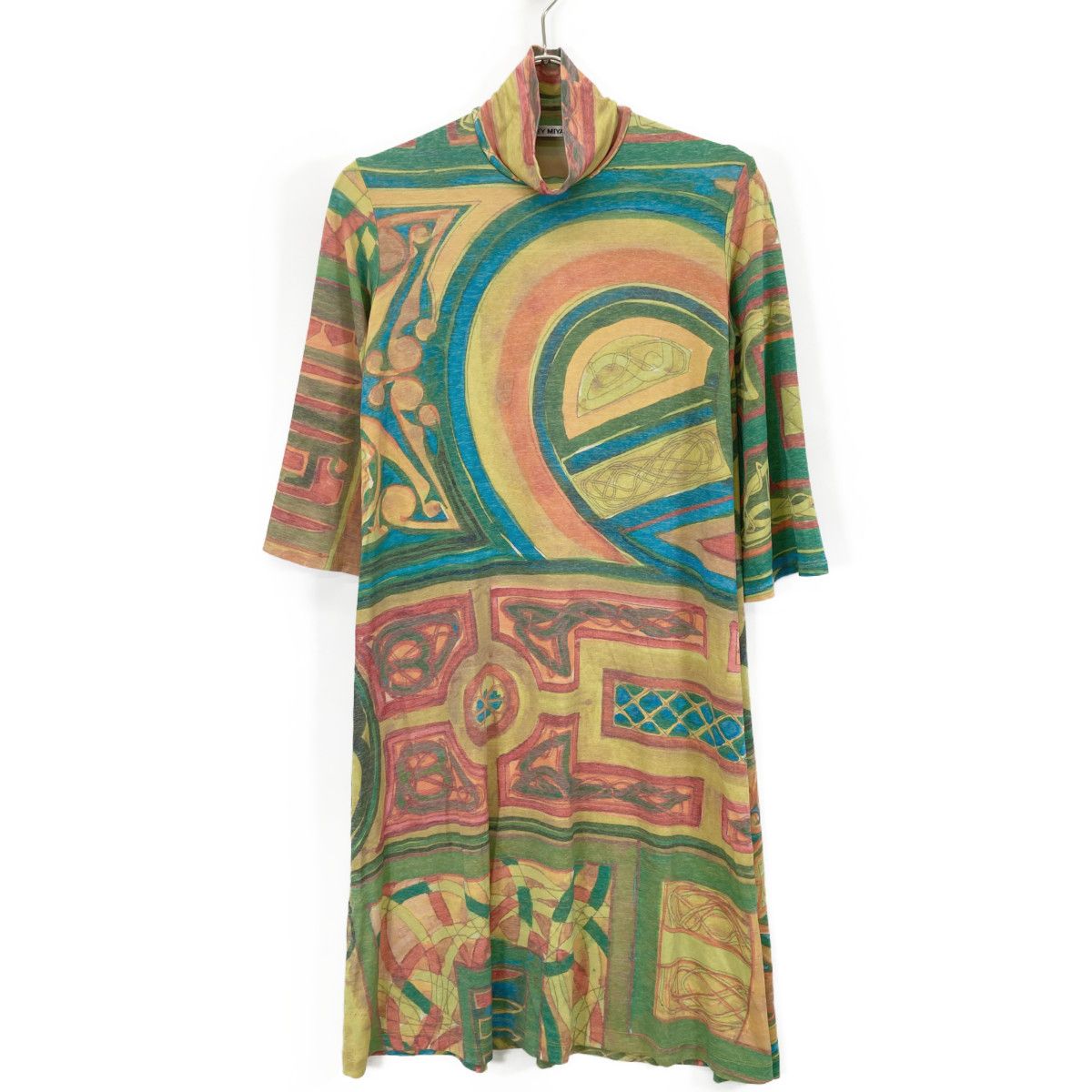 ISSEY MIYAKE イッセイミヤケ ｵﾚﾝｼﾞ ﾜﾝﾋﾟｰｽ 2