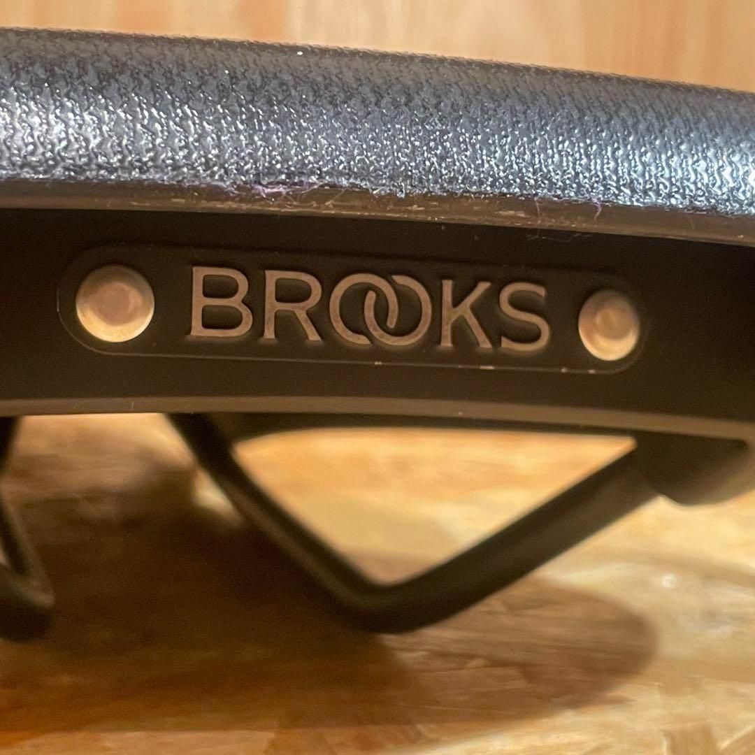 【新品】BROOKS  Cambium C67 クロスバイクやコミューターに！