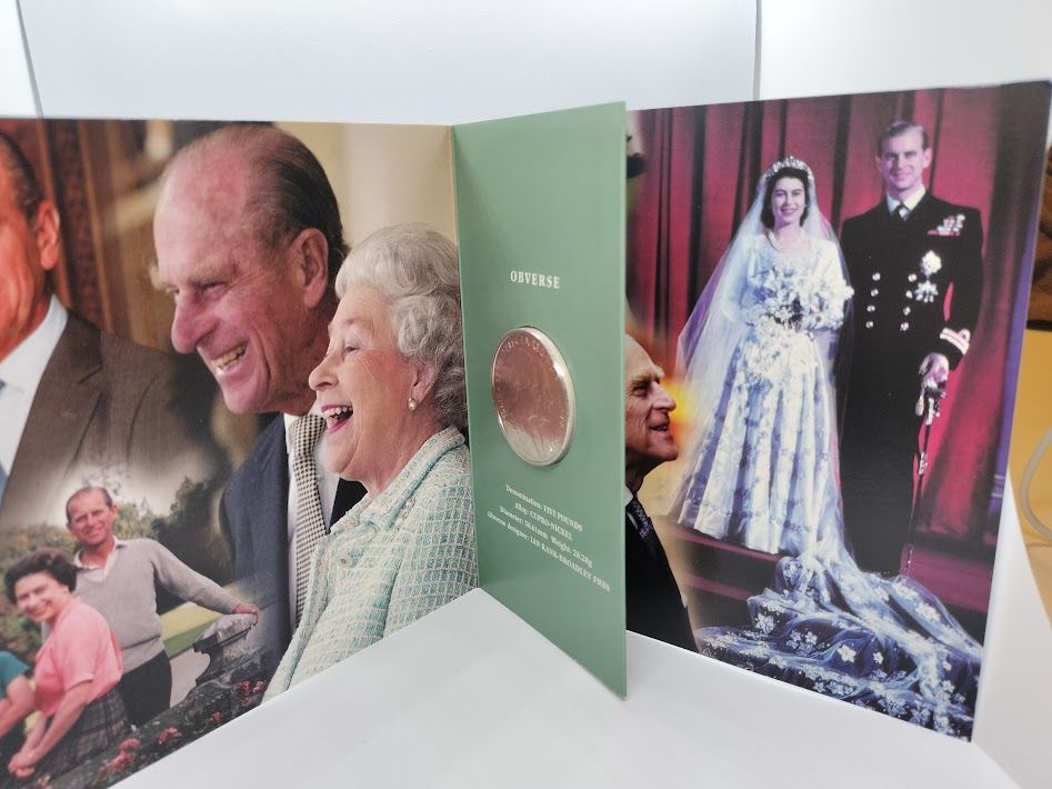 2007エリザベス女王結婚60年記念白銅貨 - メルカリ