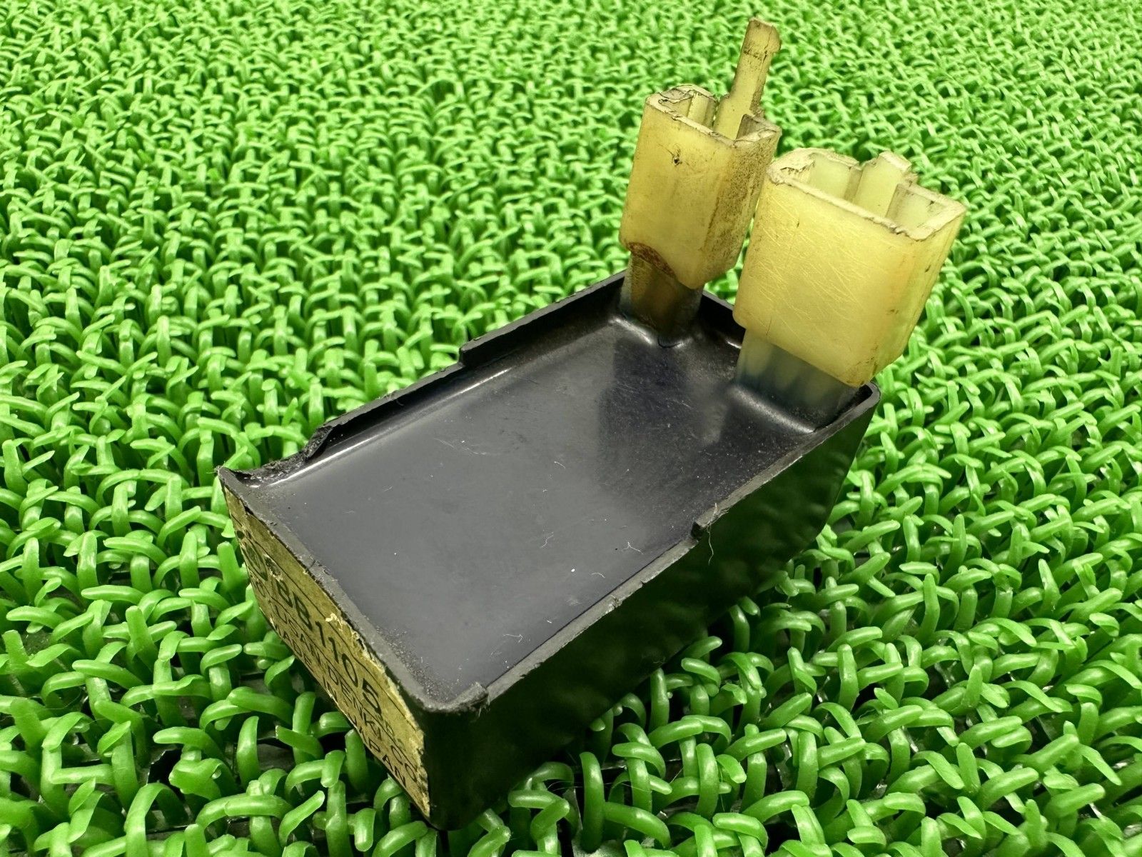 900SS イグナイター ドゥカティ 純正 中古 バイク 部品 CDI スパークユニット 修復素材に 機能的問題なし 車検 Genuine 84