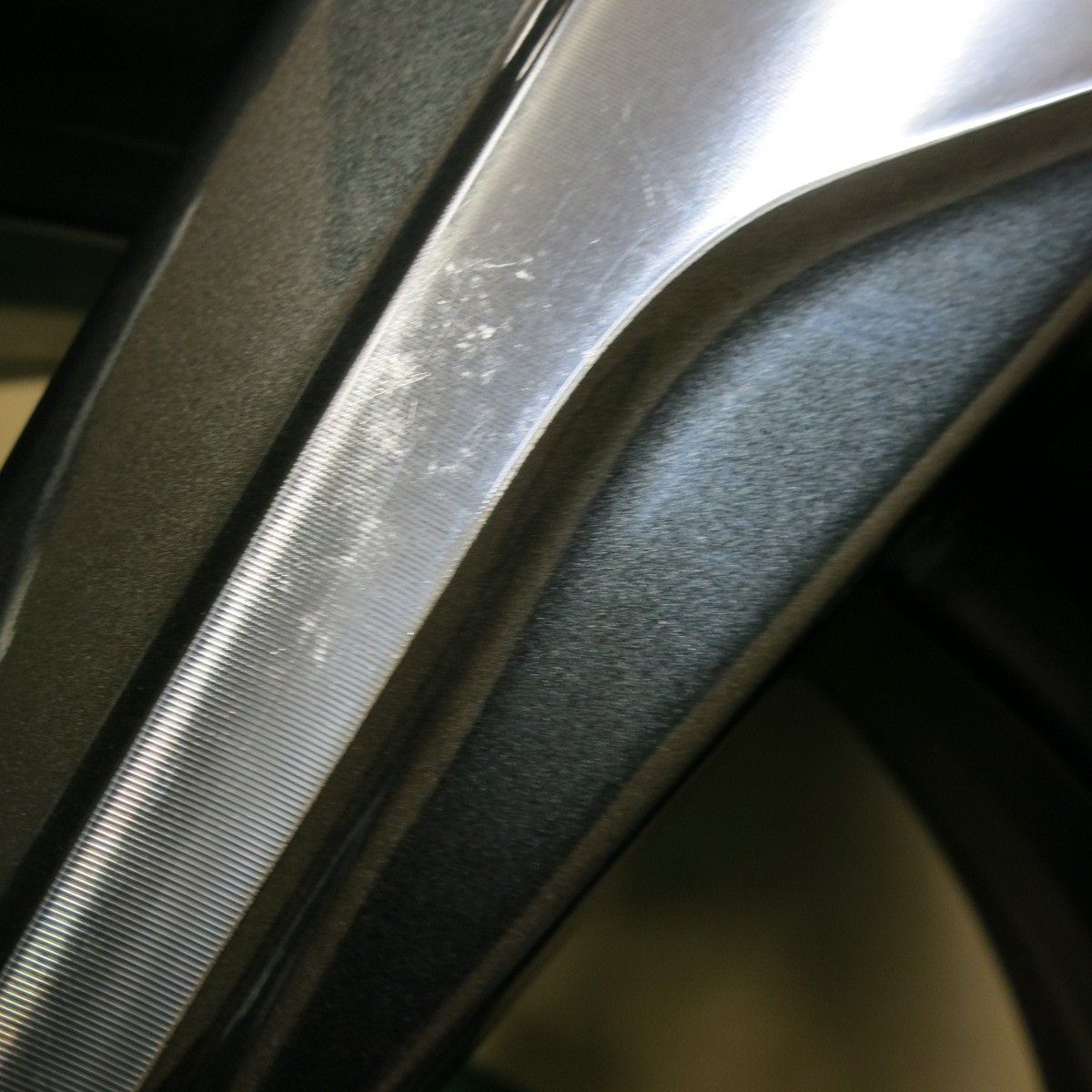 送料無料] 新車外し！1本☆トヨタ 90系 ノア ヴォクシー S-Z 純正