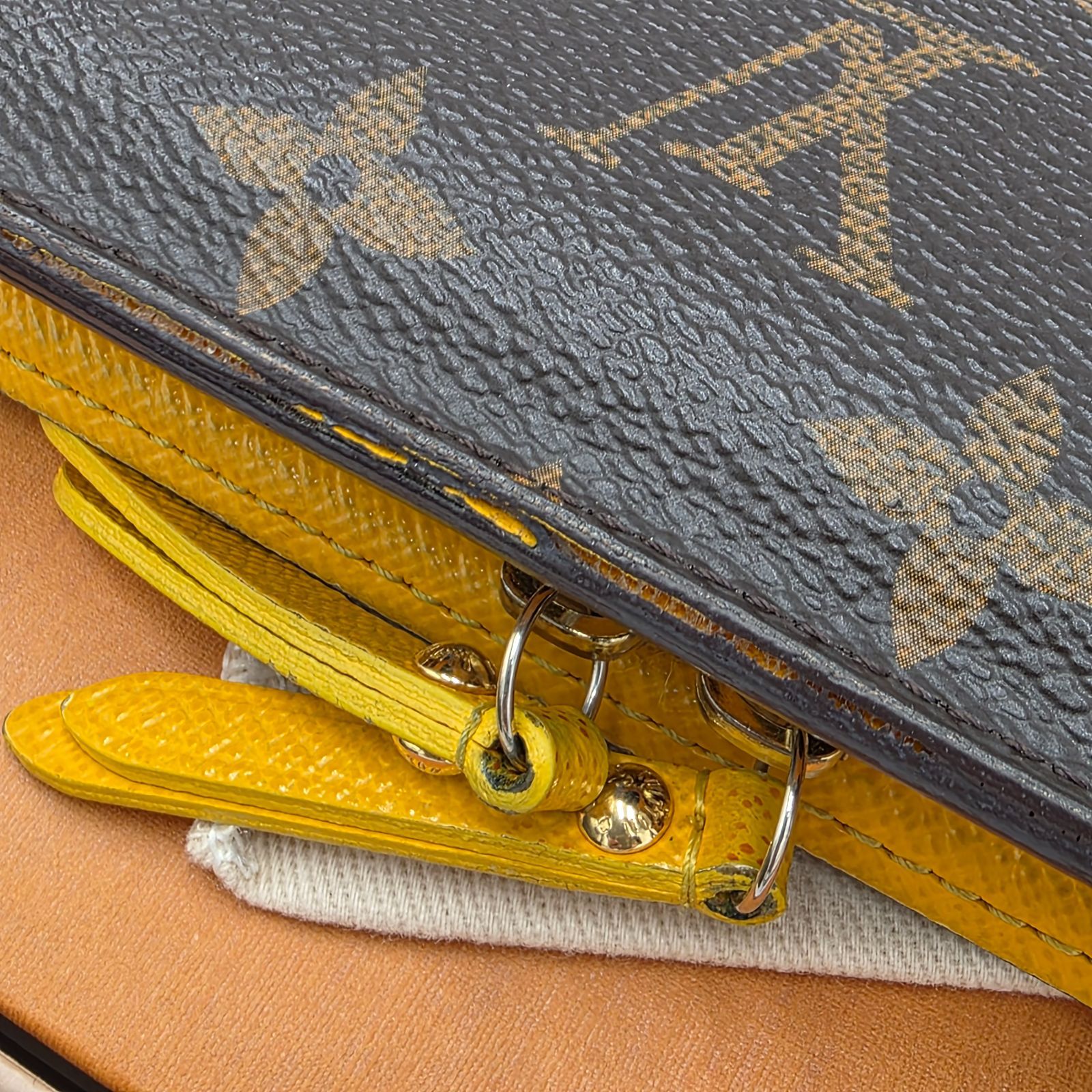 中古／B】LOUIS VUITTON ルイヴィトン 草間彌生 モノグラム パンプキン 