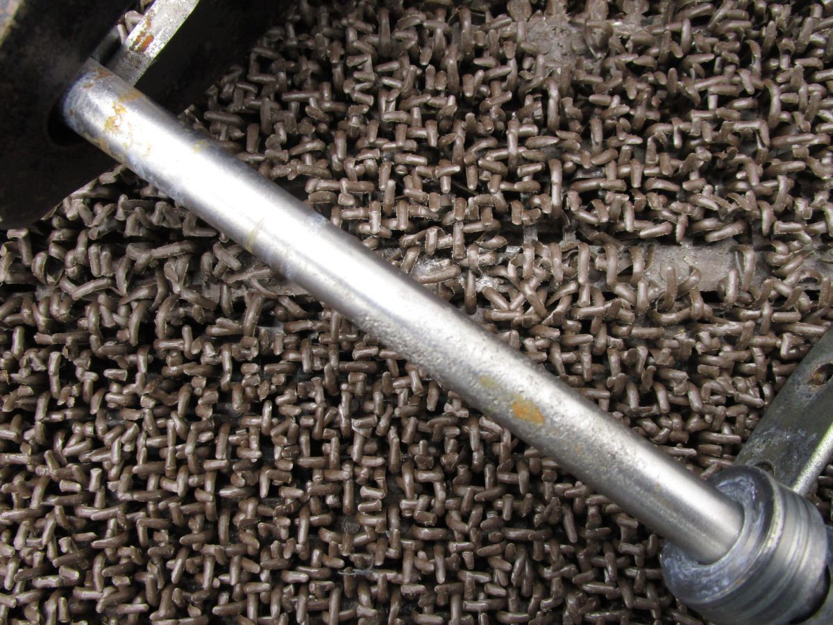 XE75 スイングアーム