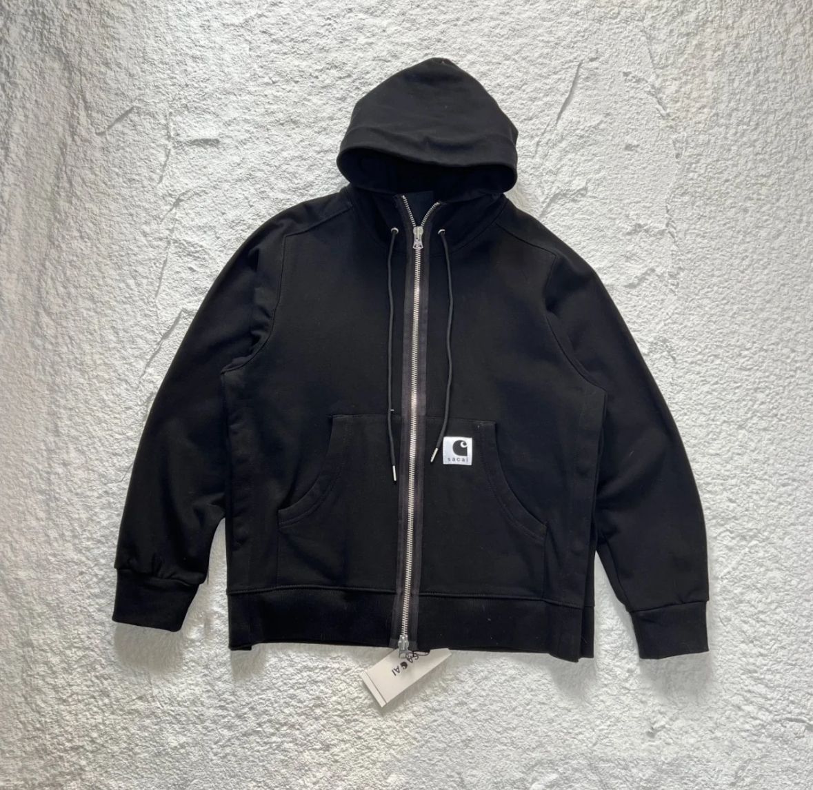 SACAI X CARHARTT WIP HOODIE ブラック - メルカリ