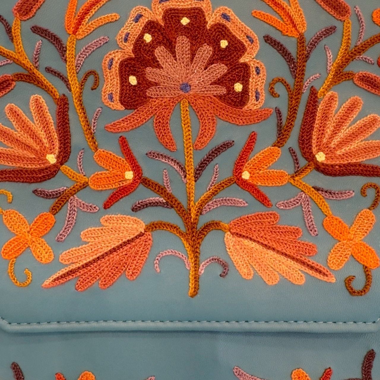 ショルダーバッグ 牛革 カシミール刺繍 フラワーモチーフ エスニック 