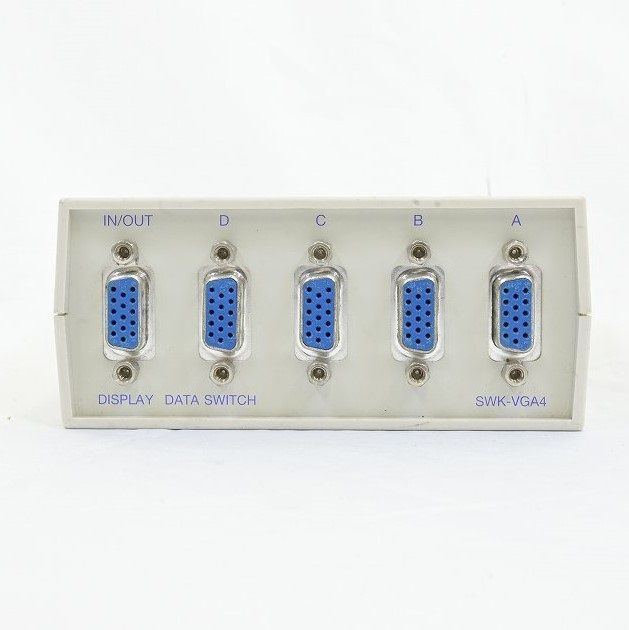 小型切替器 VGAディスプレイ用（4回路切替） SWK-VGA4 234C - メルカリ