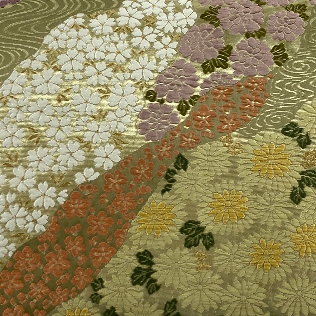 袋帯 秀品 草木染 鈴乃屋 菊 流水 唐織 箔 鶯色 六通 正絹