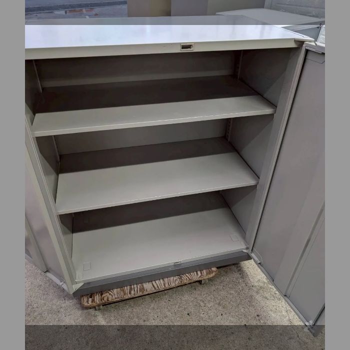 姫路引取 スチール棚 H80cm×D45cm×H95cm 鍵付き 書類棚 収納 本棚 2504