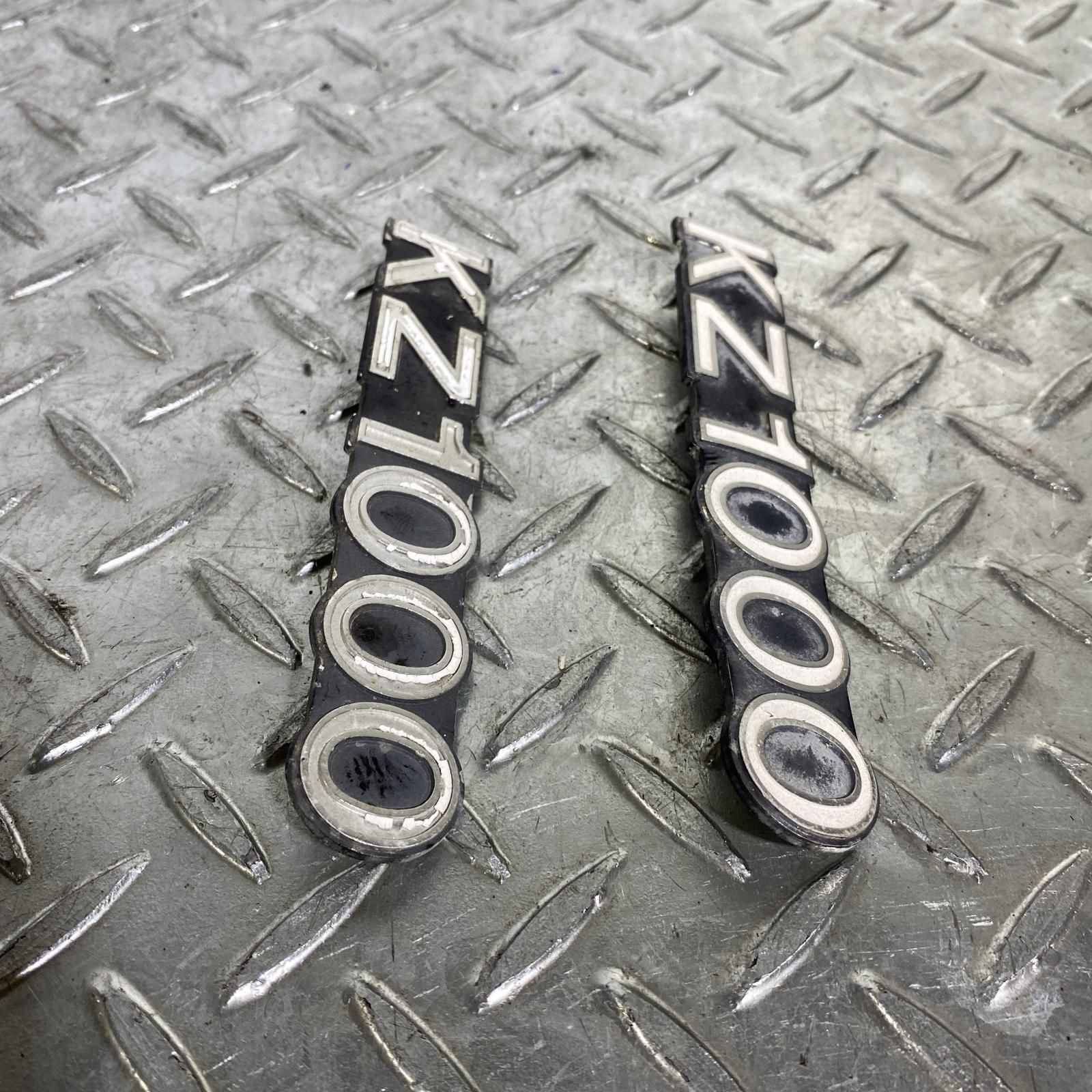 KAWASAKI KZ1000 サイドカバーエンブレム カワサキ [M-250507-65] KZ1000 サイドカバーエンブレム | 車種から探す,Z1000A1,外装,主要外装