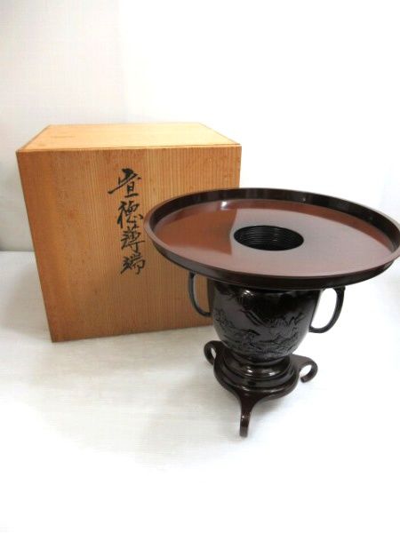 宣徳薄端 三つ足 花器 花瓶 華道具 共箱 中古□