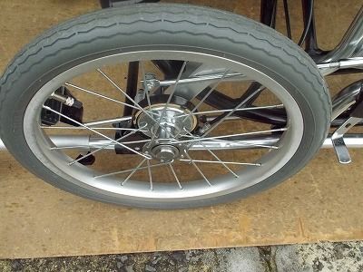 ティルト-リクライニング車椅子