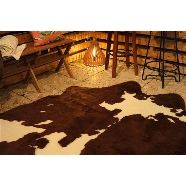 ラグマット 絨毯 160×220cm アニマル柄 カウ柄 ブラウン フェイクファ ...
