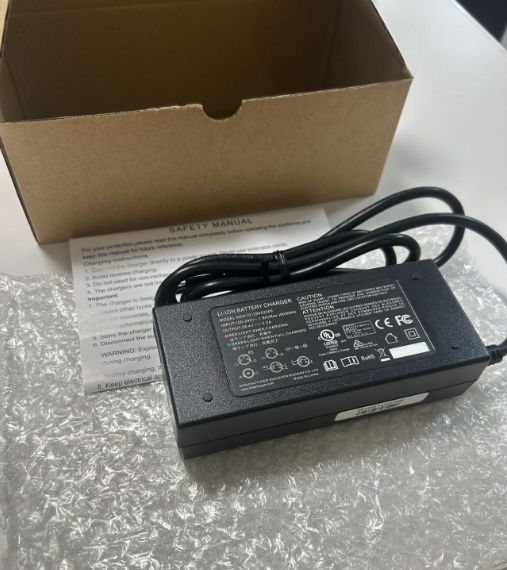 ポータブル電源 SUAOKI PS5B用 リコール交換 新型ACアダプター - メルカリ
