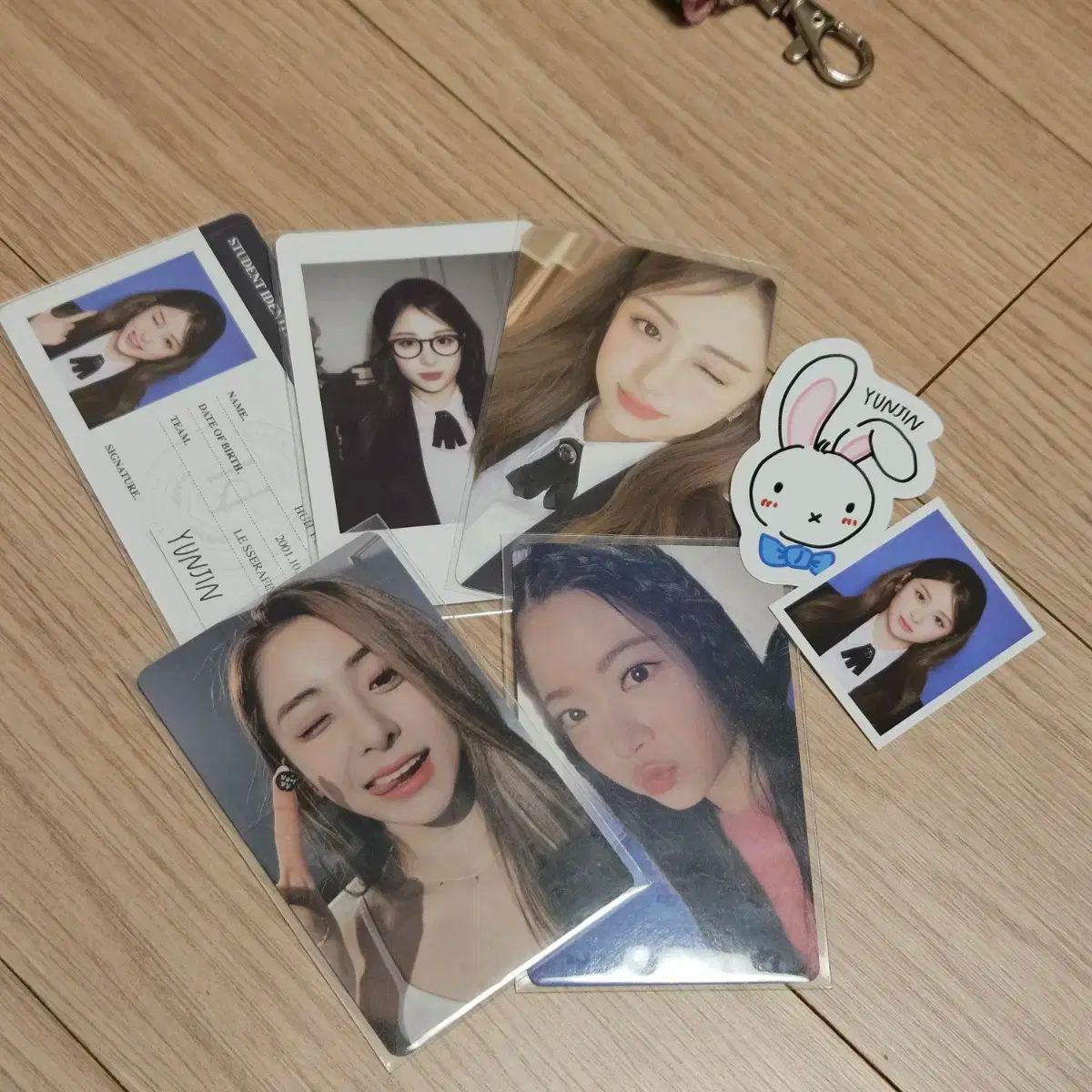 雷市場（ポンジャン）商品韓国直送】LE SSERAFIM(ルセラフィム・ルセラ  