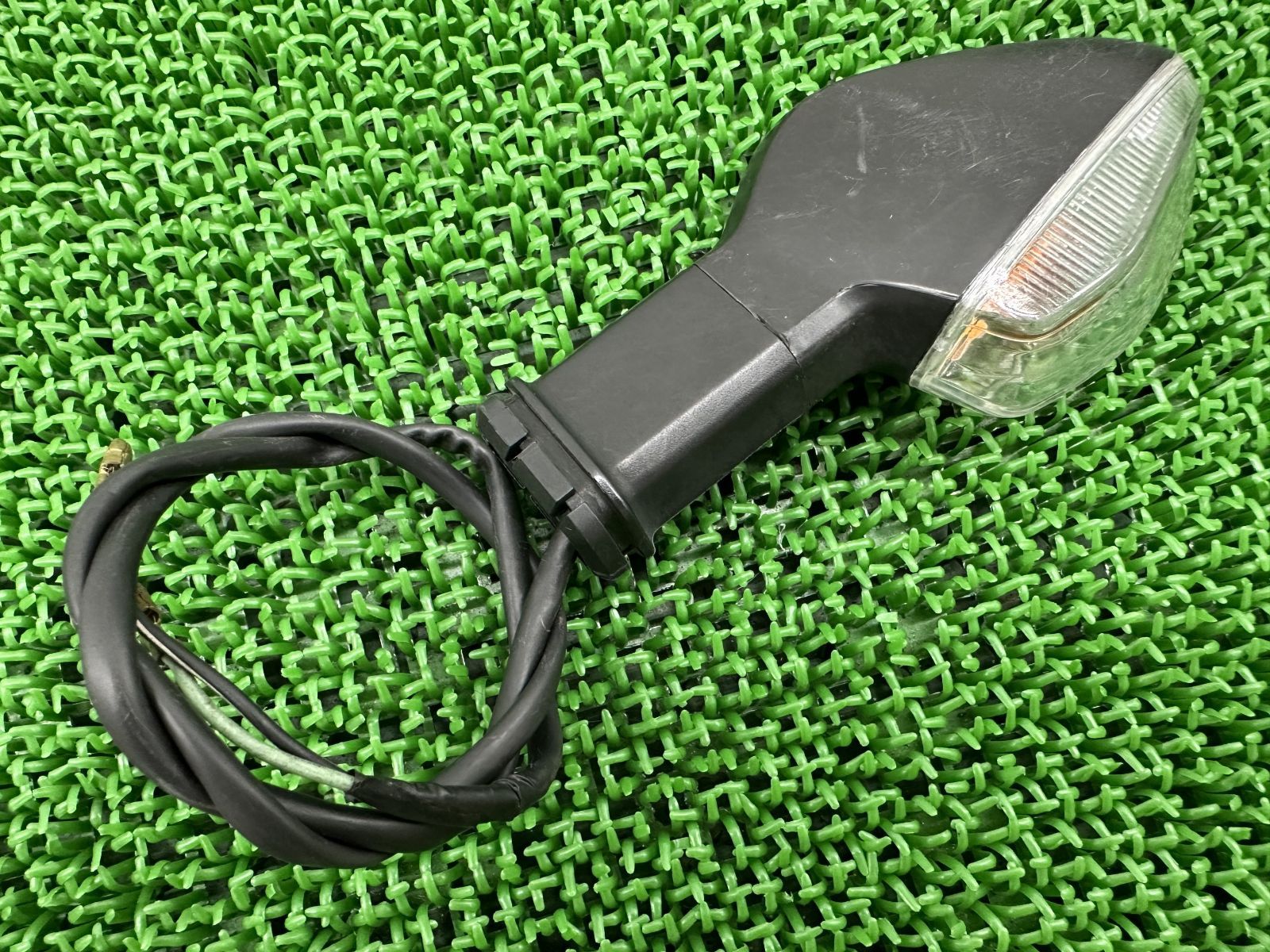 スーちゃん様　　専用ページ ジクサー250 リアウインカー 右 90564 スズキ 純正 中古 バイク