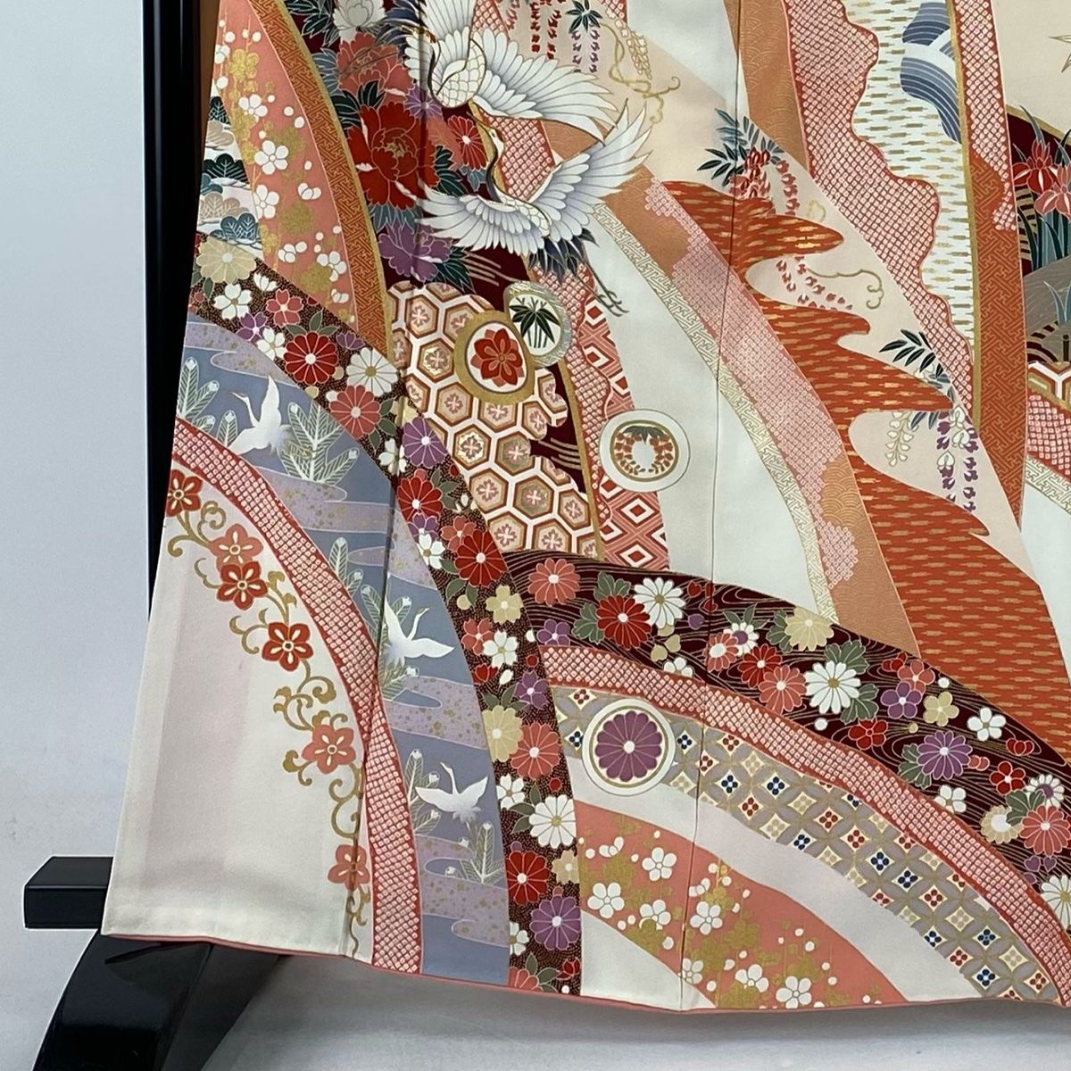振袖 向い鶴 総絞りトールサイズ クリーム系 身丈165cm 裄丈71cm rental-poem_fb1349s