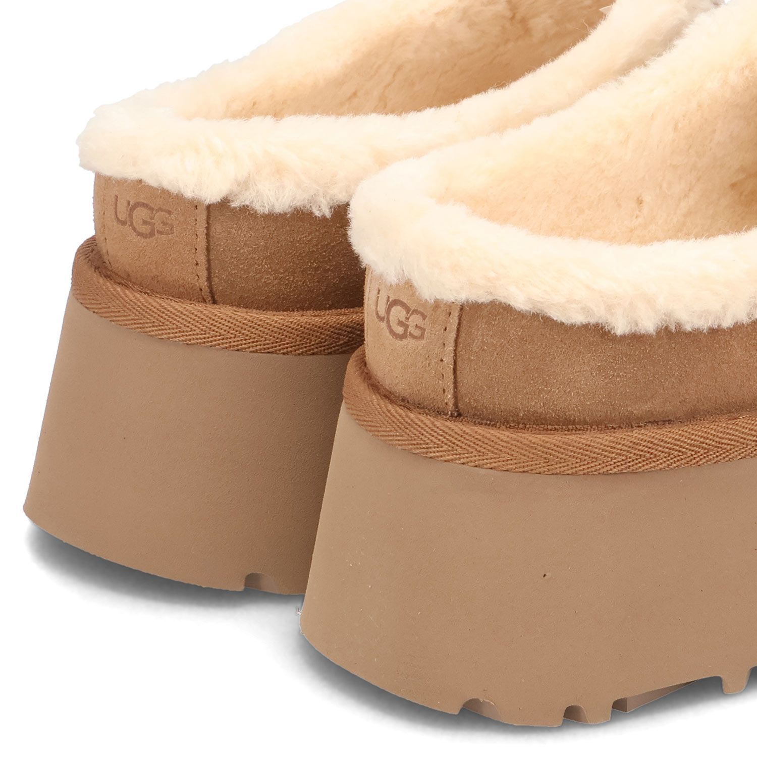 アグ ウィメンズ ニュー ハイツ コージー クロッグ UGG New Heights Cozy Clog 暖かい靴 - メルカリ