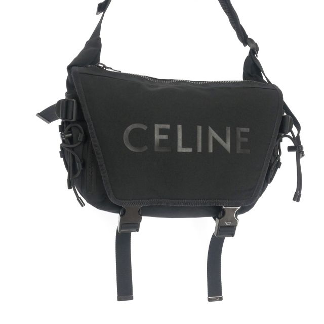 最終値下げ★美品★CELINE ミディアム トレッキング メッセンジャーナイロン CELINE ミディアム トレッキング メッセンジャーバッグ プリント