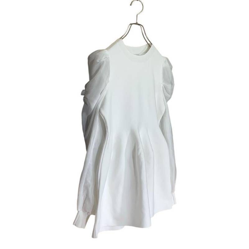 訳あり♥ セルフォード ボリューム袖 ペプラム カットソー チュニック 立体的なペプラムシルエットで上品な印象 襟元に小さなほつれありの♥品 手洗い