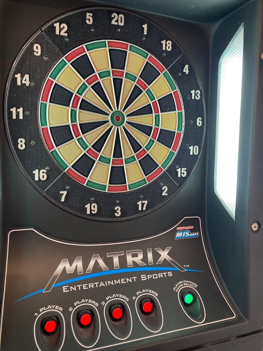 業務用ダーツマシン