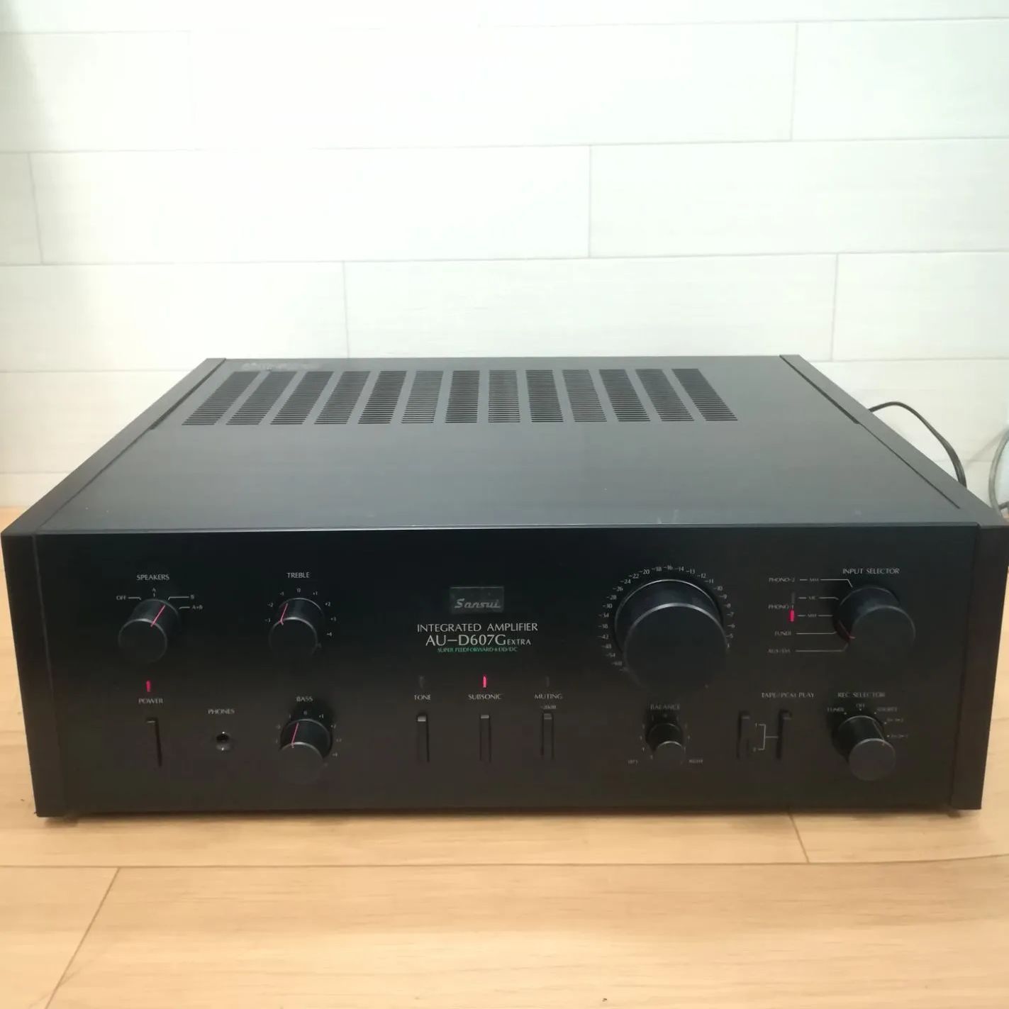 サンスイ AU-D607G EXTRA プリメインアンプ Sansui (サンスイ) プリメインアンプ AU-D607G EXTRA 通電確認
