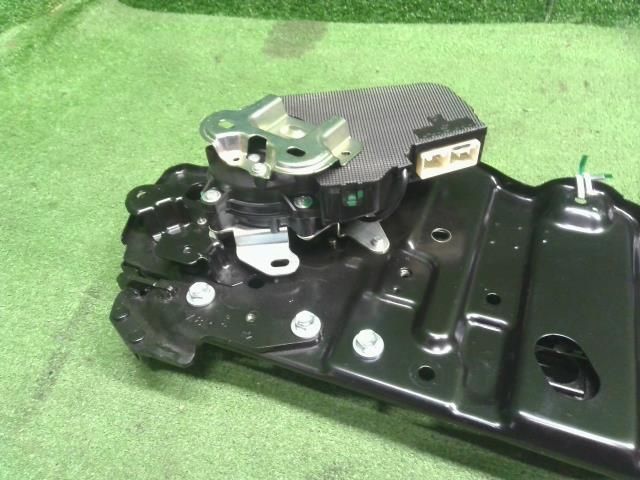 DBA-GGH25W 右パワースライドドアモーター