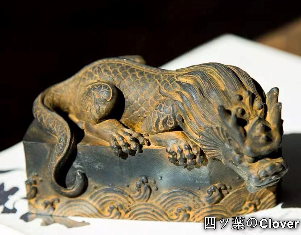 水を避ける獣カデ蝮 卓上 招財 茶寵 文机 文鎮 書道具 装飾品 工芸品 置物 水を避ける獣カデ蝮 卓上 招財 茶寵 文机 文鎮 書道具 装飾品 工芸品