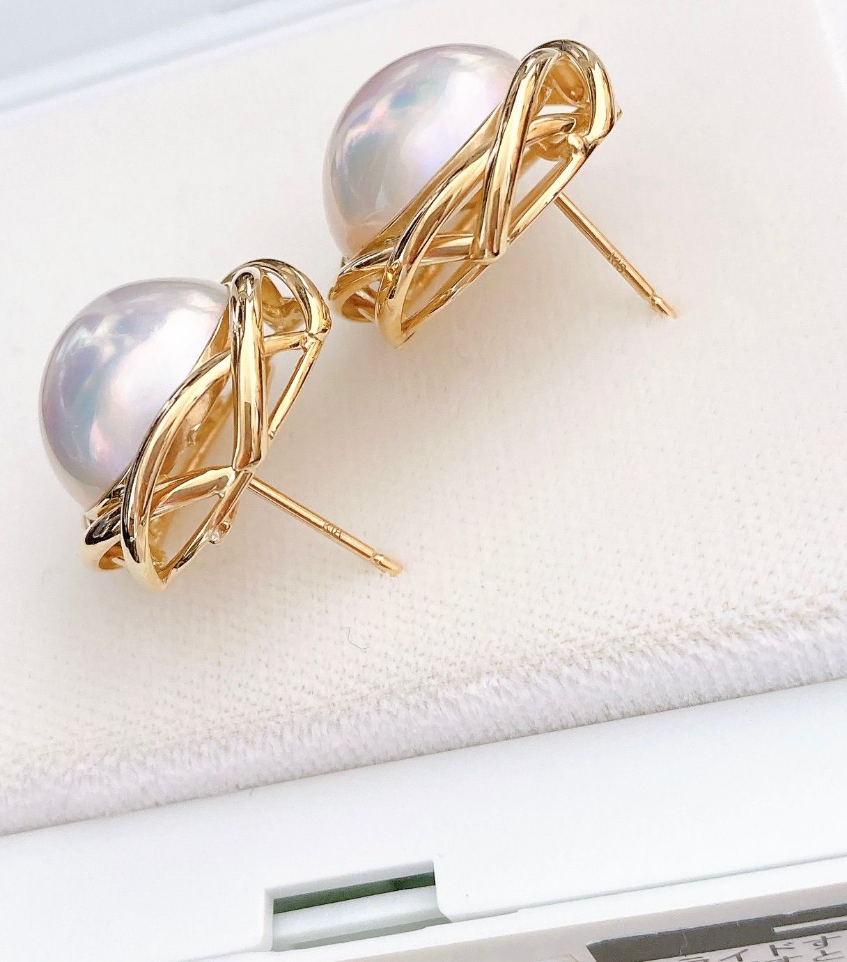 日本奄美大島最高級白マベピアス 日本奄美大島最高級白マベピアス