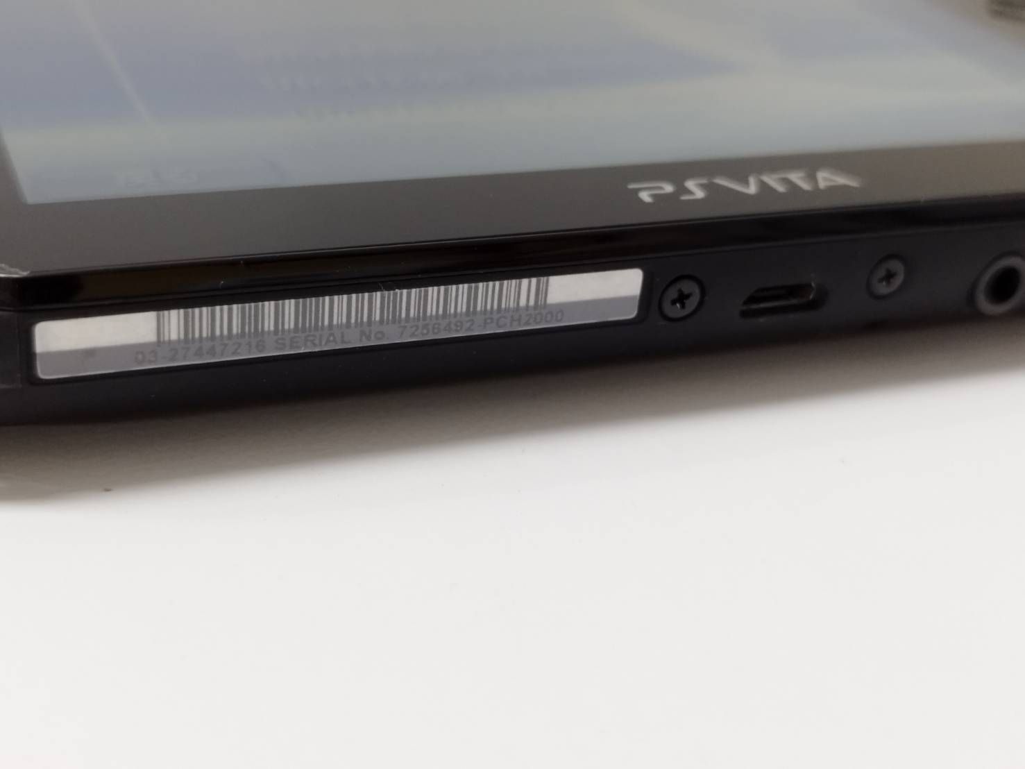 VITA|PSVITA|PCH-2000