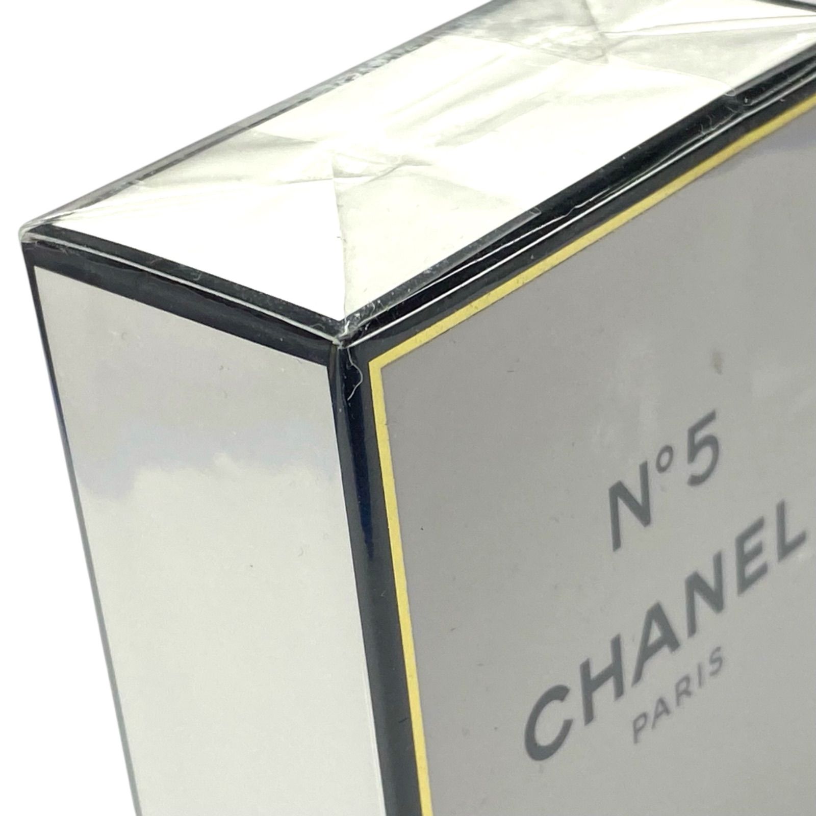 シャネル N゜5 オードゥ パルファム (ヴァポリザター) 50ml シャネル / シャネル N°5 オードゥ パルファム (ヴァポリザター