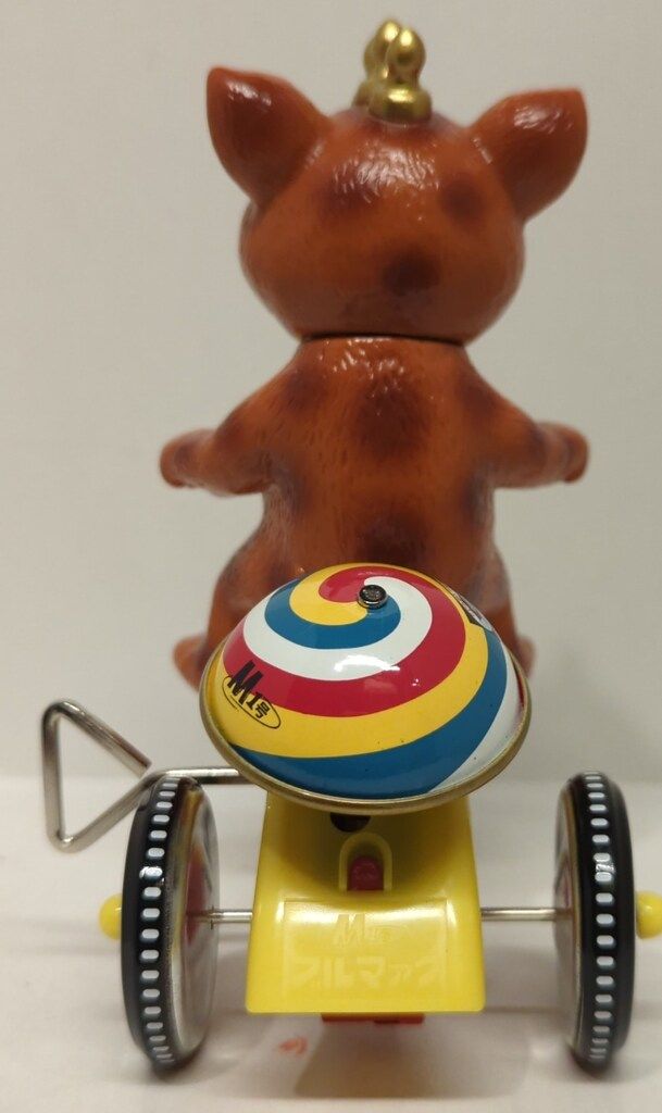 M1号 ブルマァクゼンマイ三輪車 快獣ブースカ三輪車 茶色成型⁄三輪車