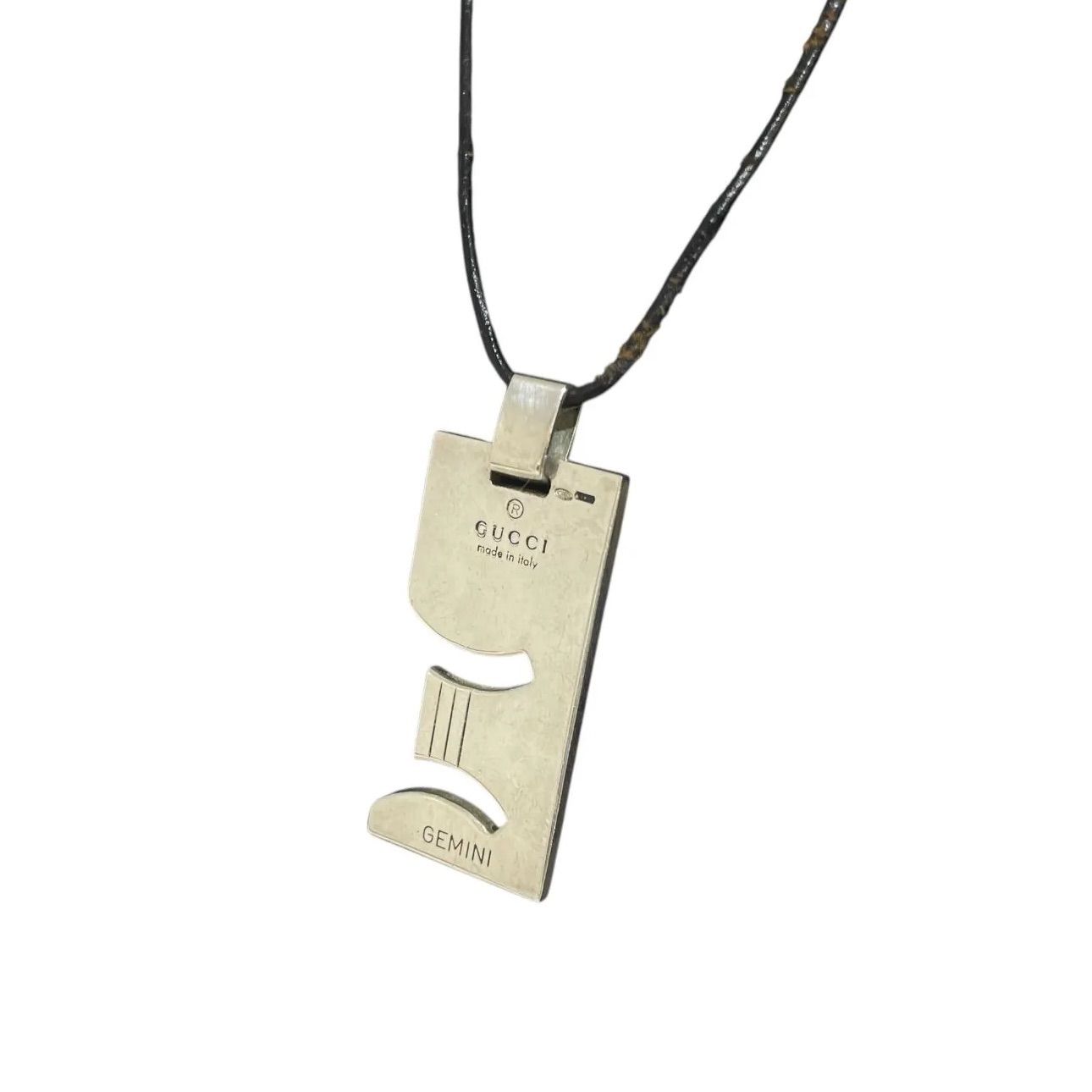 GUCCI 双子座 星座 ネックレス SV925 純正レザーコード ジェミニ GUCCI 双子座 星座 ネックレス SV925 純正レザーコード ジェミニ GUCCI
