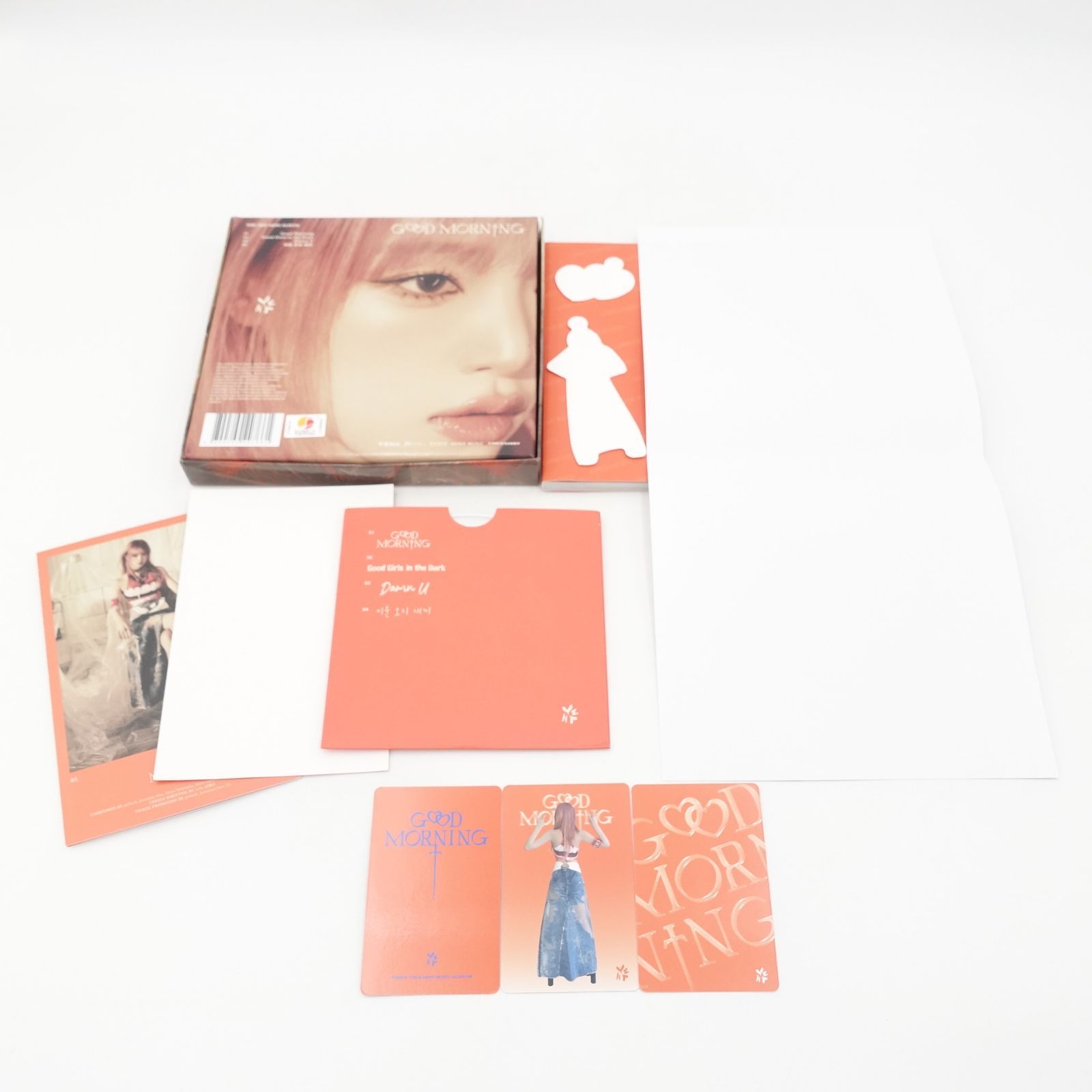 YENA イェナ ホログラム トレカ イェナ GOOD MORNING アルバム CD ホログラム トレカ フォト