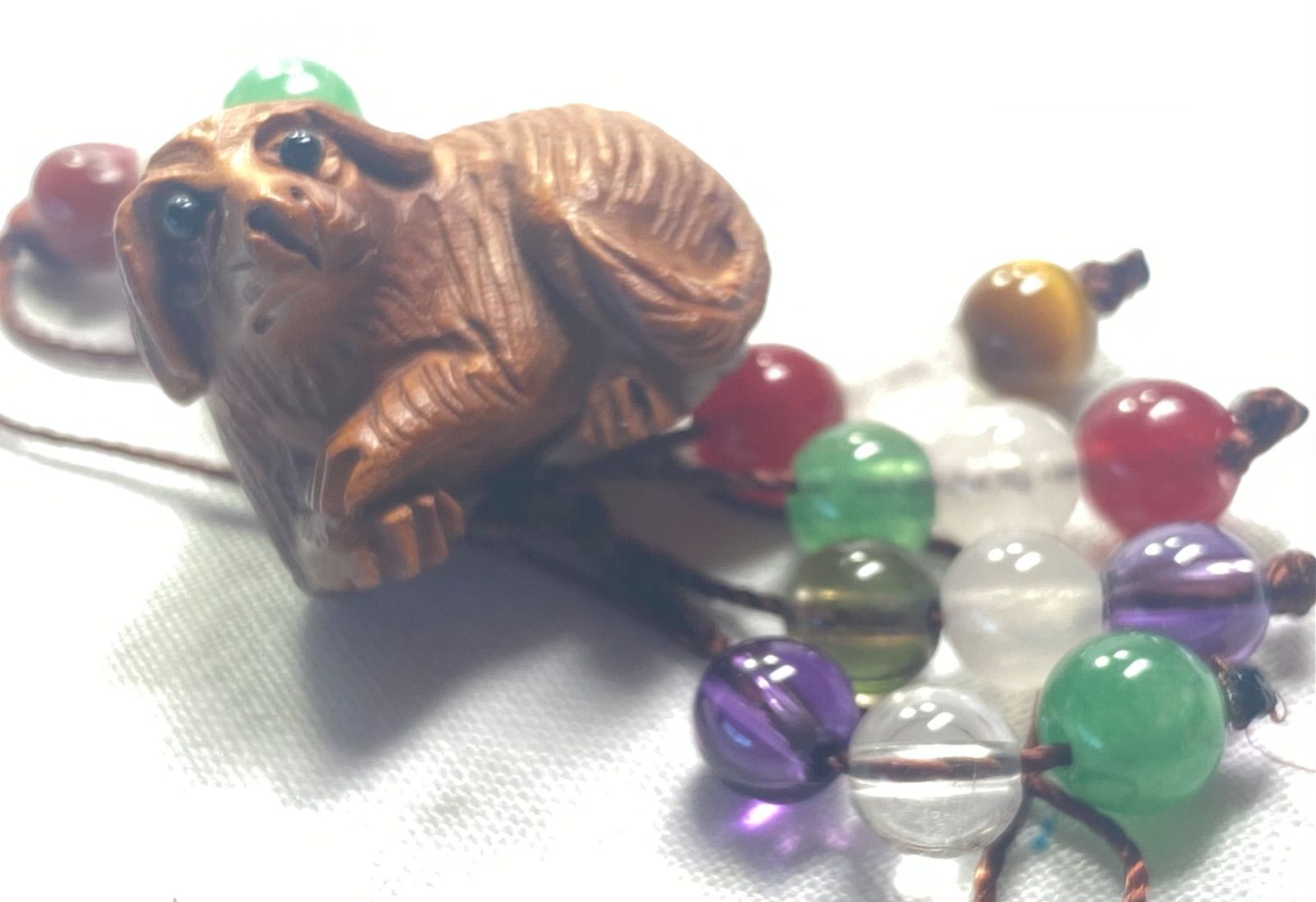 【整理番号:BQ013】黄楊精細彫刻十二支縁起置物「座る犬」 整理番号:BQ013】黄楊精細彫刻十二支縁起置物「座る犬」 整理