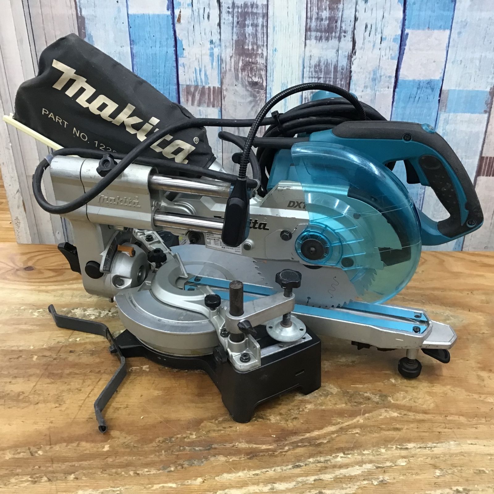マキタ(makita) 165mmスライドマルノコ LS0612F【柏店】