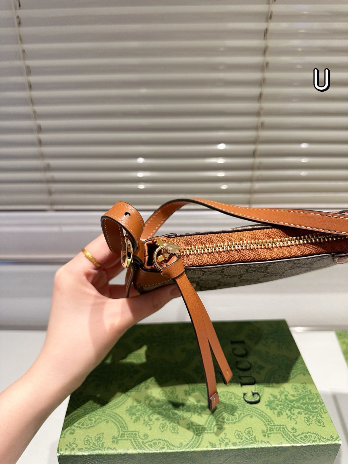 GUCCI アンダーアームバッグ　グッチ 今日特価】Gucci グッチ 1955 レトロ アンダーアームバッグ