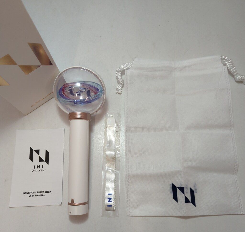 INI OFFICIAL LIGHT STICK