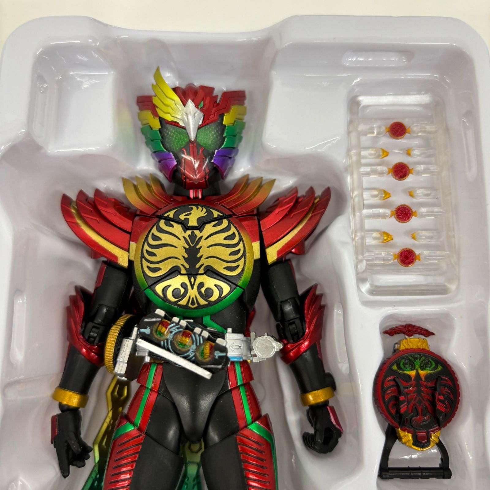 S.H.Figuarts(真骨彫製法) 仮面ライダーオーズ タジャドルコンボ
