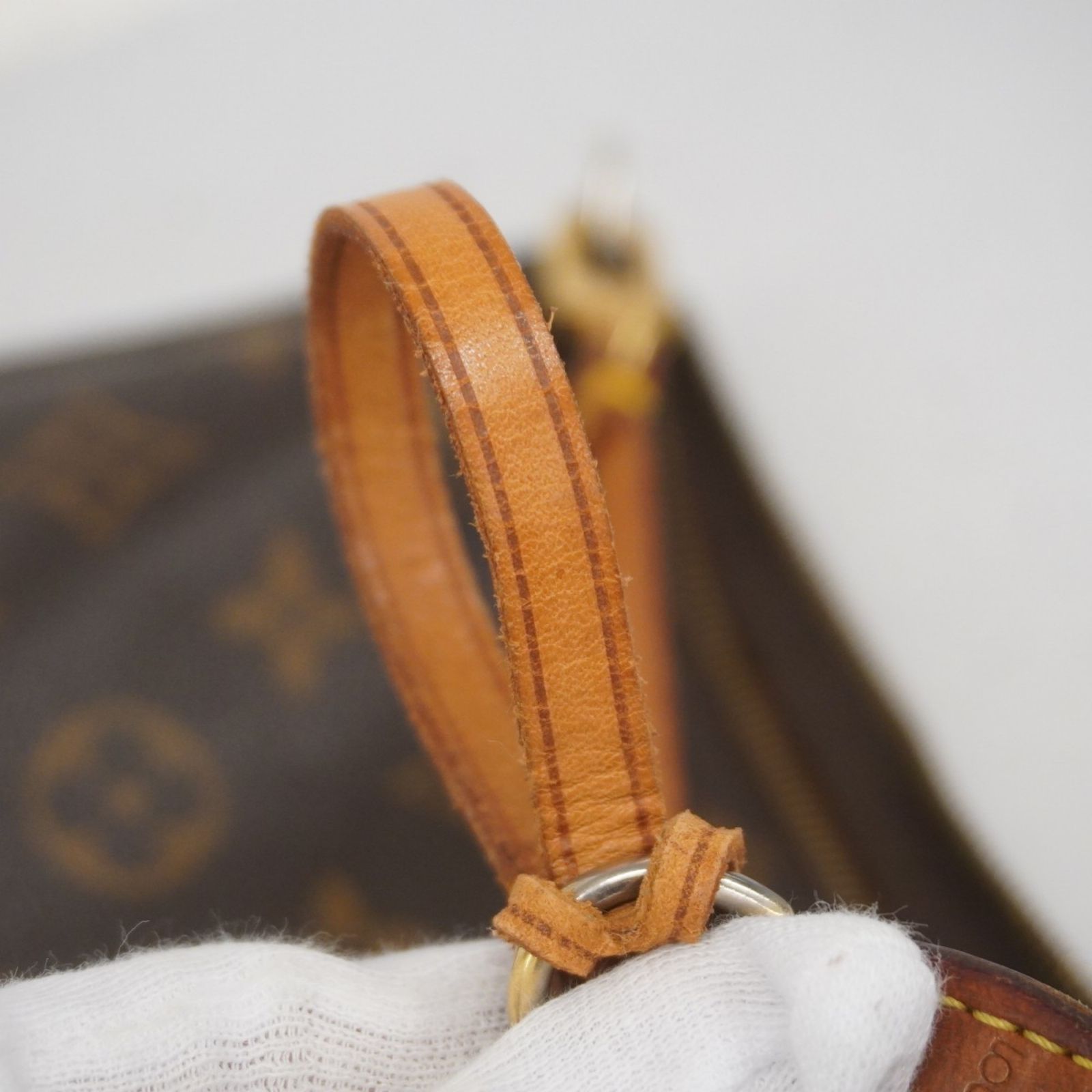 【未使用級】ルイヴィトン＊アクセソワール M51980 モノグラム ゴールド金具 ルイ・ヴィトン(Louis Vuitton) ルイ・ヴィトン ポーチ