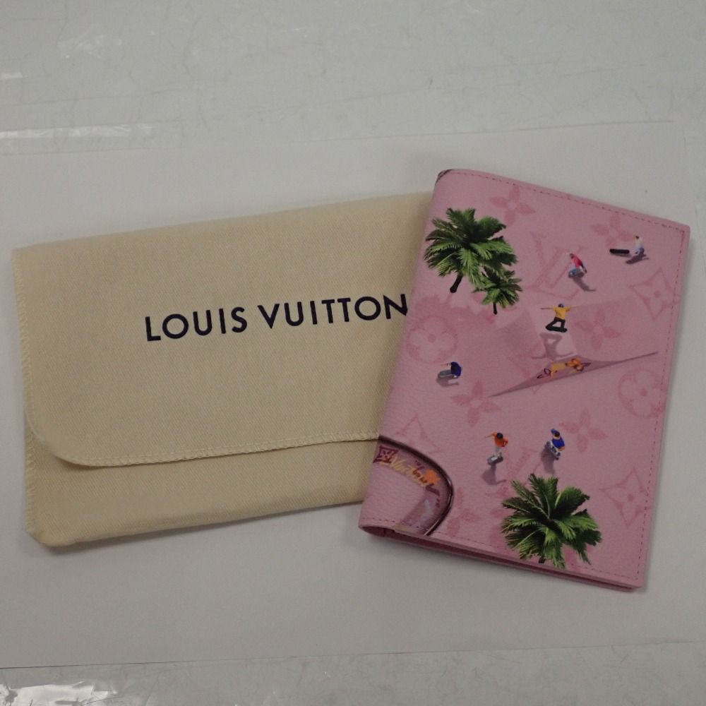 Th999672 ルイ ヴィトン パスポートカバー クーヴェルテュール・パスポール M27229 ローズ パスポートケース LOUIS VUITTON ♥
