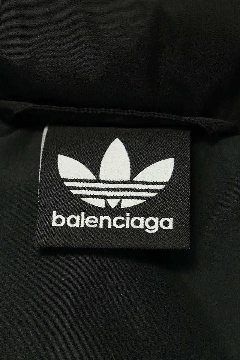 バレンシアガ ×アディダス adidas 23SS 714897 TNO19 3ラインオーバー