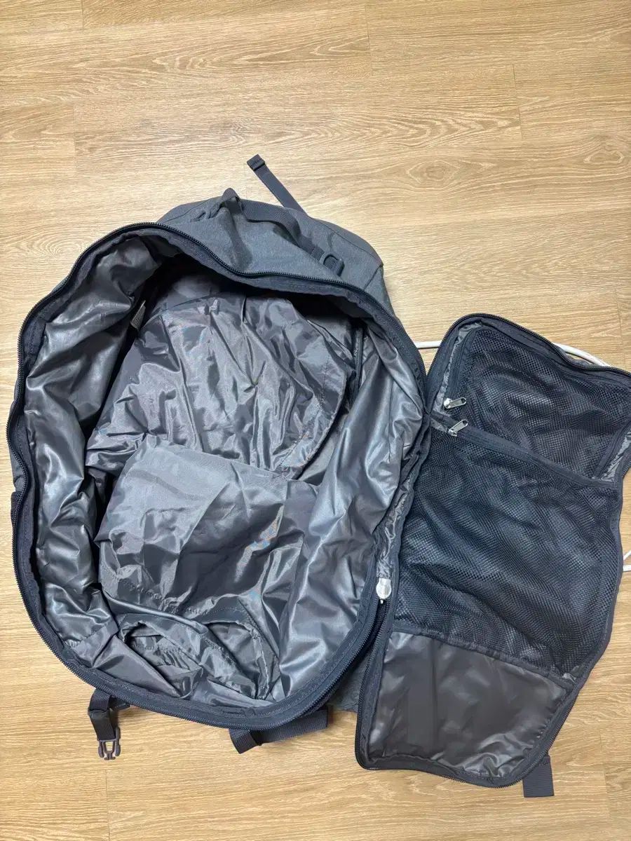 カイリー アウトドア用品店 ボヘミアン 40L リュックサック