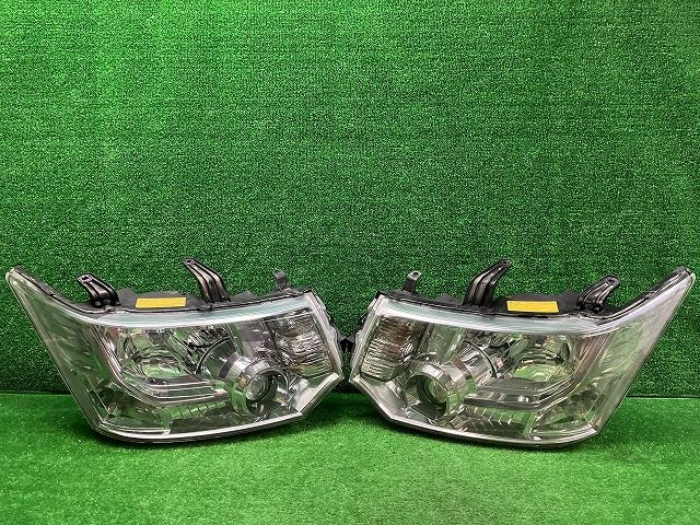 ミツビシ CV系 デリカD5 前期 ヘッドライト左右 HID 100-87918 レベ付 バラスト付 250501203