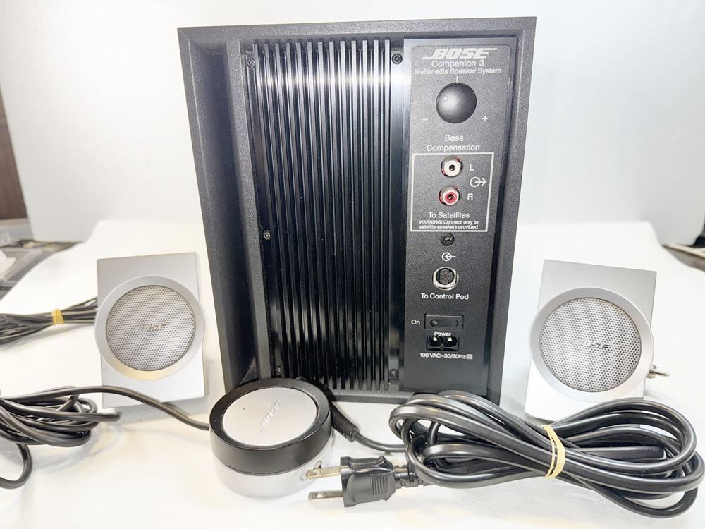 HY】【美品】【迫力重低音＆広がる音場】BOSE Companion 3