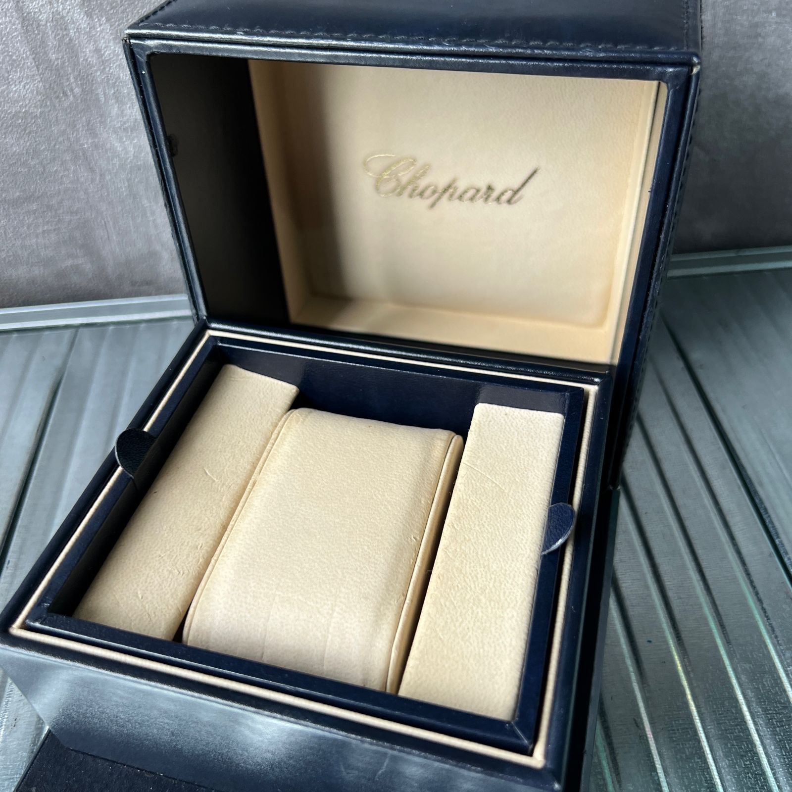 ショパール Chopard 空箱 時計ケース 取扱説明書付 - メルカリ