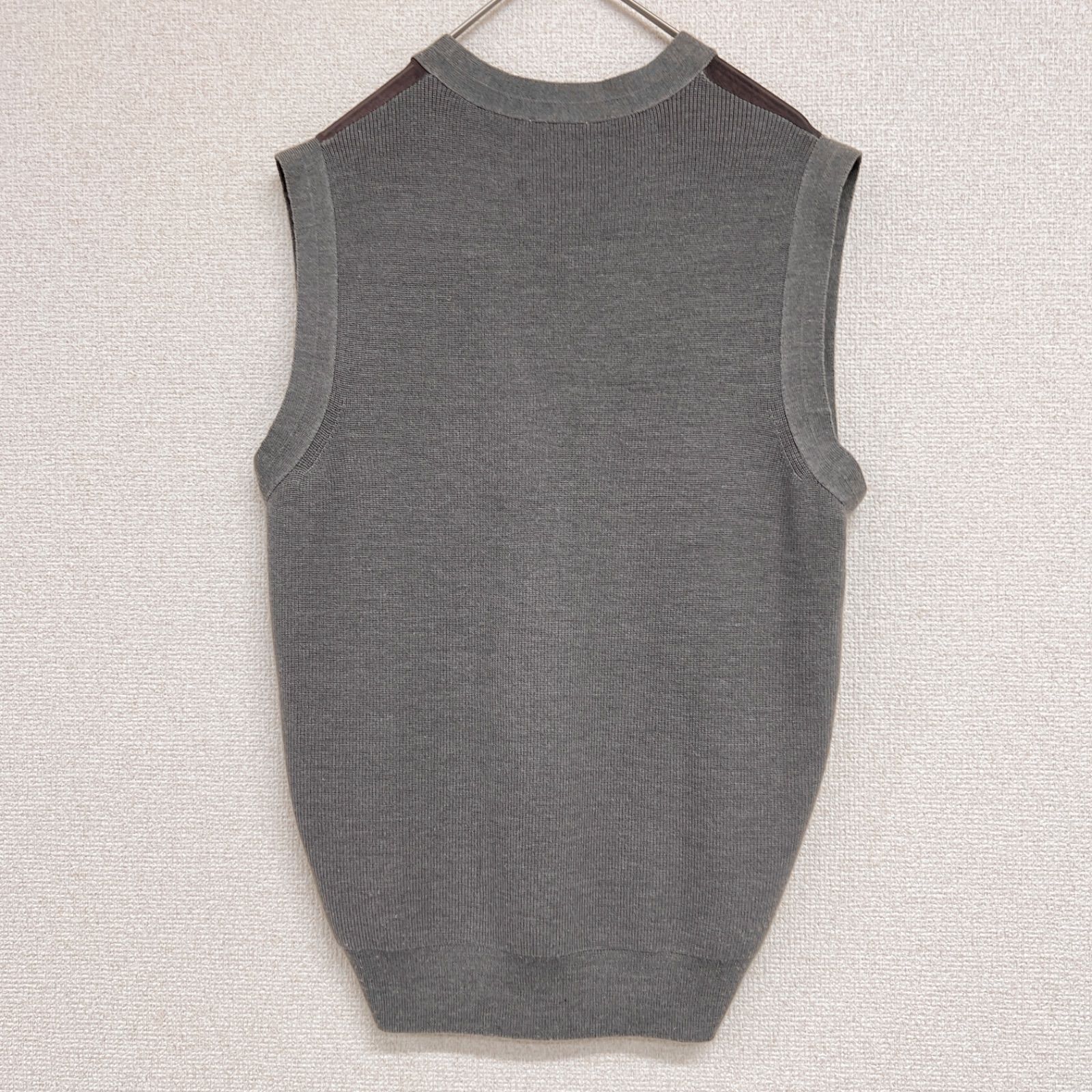 Ann Demeulemeester ブラックカットソーベスト XXS Ann Demeulemeester ブラックカットソーベスト XXS