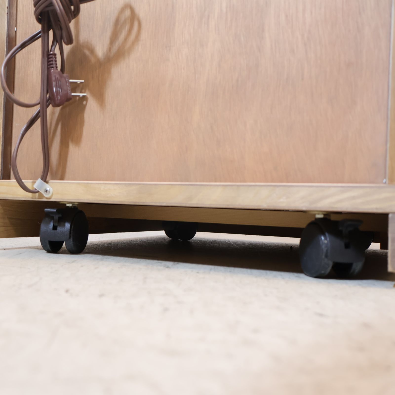 IDC大塚家具 ビエンナ ナイトテーブル サイドテーブル コンセント