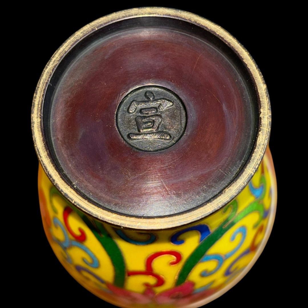 貴重品、旧蔵収、清代宮廷御蔵珍しい手描きエナメル彩陶器碗 某有名資産家買取品 明代 エナメル彩 壺 七宝 景秦藍銅器 磁器